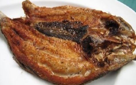 Daing na bagos (grilled marinated milkfish)